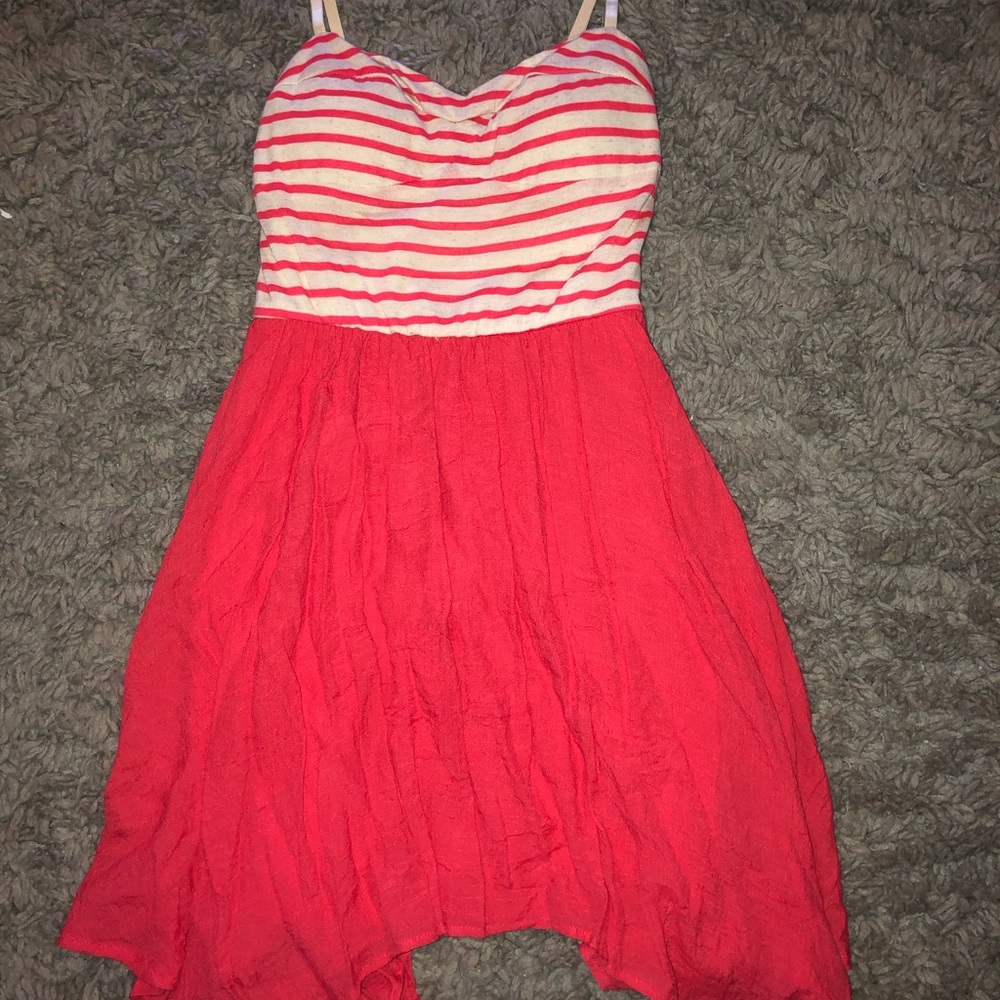 Sundress w/ built in pads and adjustable straps